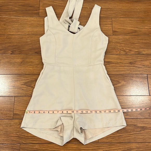 Mod Ref Tie Up Open Convertible Back Short Romper - Picture 16 of 16
